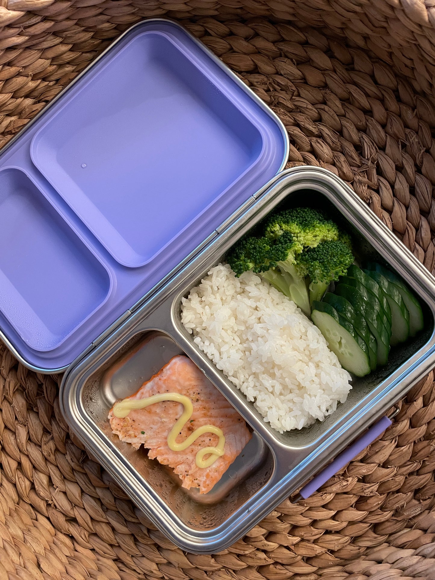 ECO-BENTO 2 COMPARTMENT SET - LILAC // 環境に優しいECOHAKO 2コンパートメント（仕切り）セット